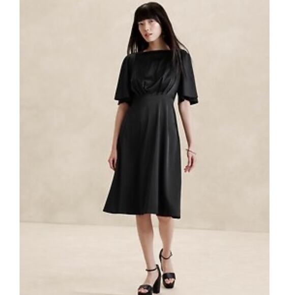 Banana Republic Factory Black Flutter Sleeve Pleated Midi Dress - Picture 9 of 9